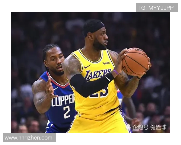 快船与湖人激战正酣企鹅体育全程直播精彩瞬间回顾