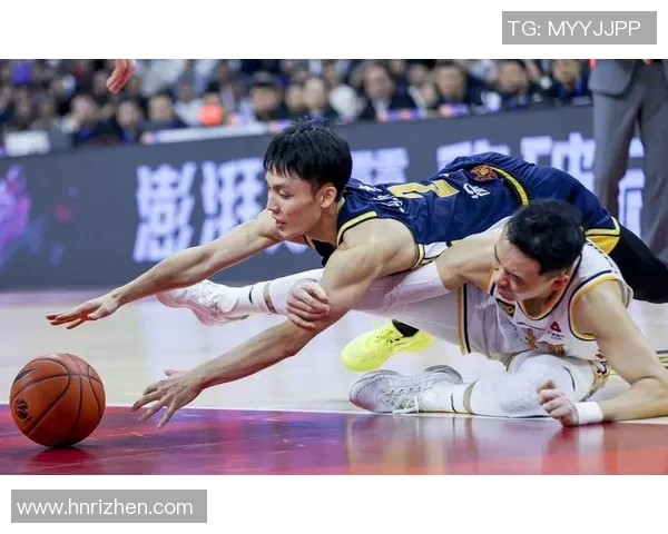 2017年CBA精彩对决回顾山东队与广东队的巅峰对抗录像分析